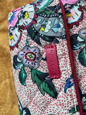 Womens/Teens VERA BRADLEY Wallet